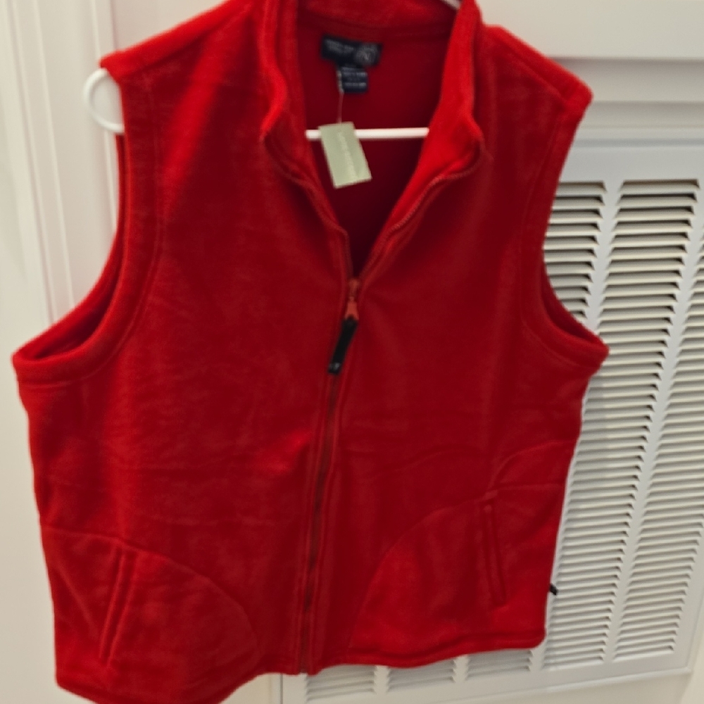 NWT Size 14/16 Venezia Vibrant Red Zip Up Fleece Vest